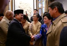Presiden Prabowo Disambut Hangat Mahasiswa Dan Warga Di Beijing