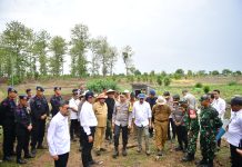 Kapolda Jabar Tinjau Lokasi Lahan Ketahanan Pangan Di Kabupaten Indramayu