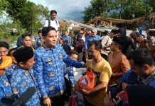 Bupati Indramayu Lucky Hakim Kunjungi Korban Bencana Puting Beliung Desa Bugis