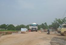 Proyek BBWSCC Di Blok Kalen Kaji Sindang Tanpa Papan Nama…?