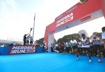 Menteri Sekretaris Negara Prasetyo Hadi Kibarkan Bendera Merdeka Run 8.0 Ramaikan HUT ke-80 Kemerdekaan RI