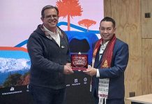 General Manager BP Toba Caldera UNESCO Global Geopark Azizul Kholis Terimakasih Raih Green Card GM BP Kaldera Toba Tahun 2025