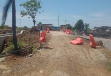 Pekerjaan Tanpa Batas Waktu : Proyek BBWSCC Kalen Kaji Sindang Indramayu Tidak Pasang Papan Nama Proyek…!