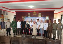 Ratusan Warga Simpatisan Mengiringi ‘’ Denis Fajar Afiantoro ‘’ Daftar Balon Kepala Desa Tegalgirang Bangodua