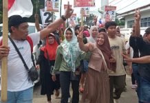 Pengambilan Nomor Urut Calon Kuwu Desa Jayamulya Berjalan Lancar