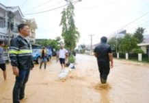Wali Kota Dan Wakil Wali Kota Sibolga Tinjau Titik Rawan Dampak Hujan Deras Meluap Sungai Aek Doras