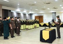 Kejaksaan Tinggi Jawa Barat Hermon Dekristo Lantik Kajari Kota Bandung Dan Kajari Kota Sukabumi