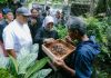 Walikota Bandung Muhammad Farhan Wilayah Kawasan Bebas Sampah Berhasil Budidaya Produksi Madu Trigona Sehat