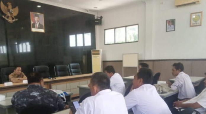 KOMPI KECEWA DATANGI DISKANLA KABUPATEN INDRAMAYU: Kami Komitmen Untuk Mengganti Rugi Dari Hasil Penggalangan Dana Atas Dampak Orasi Penolakan Program PSN Revitalisasi Tambak Lahan Perhutani