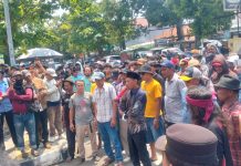 Ratusan Massa Gemi Gruduk Kantor Kejaksaan Negeri Indramayu Tuntut Segera Tetapkan Tersangka Dugaan Korupsi TPPO Rp 2 Miliar Perumdam TDA Indramayu
