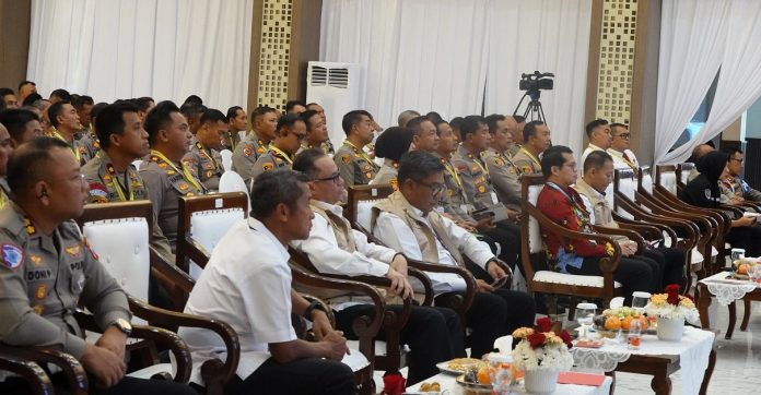 Foto-1_Pelatihan-Integritas-dan-Antikorupsi-KPK-di-Polda-Jawa-Timur-image_large