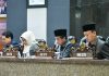 Rapat Paripurna DPRD Indramayu Tentang Raperda Susunan Perangkat Daerah Dan APBD Rp 2,684 Triliun Tahun 2025 Menurun Jadi Rp 2,335 Triliun Kurang Rp 348,7 Miliar Sebesar 12,99 Persen.