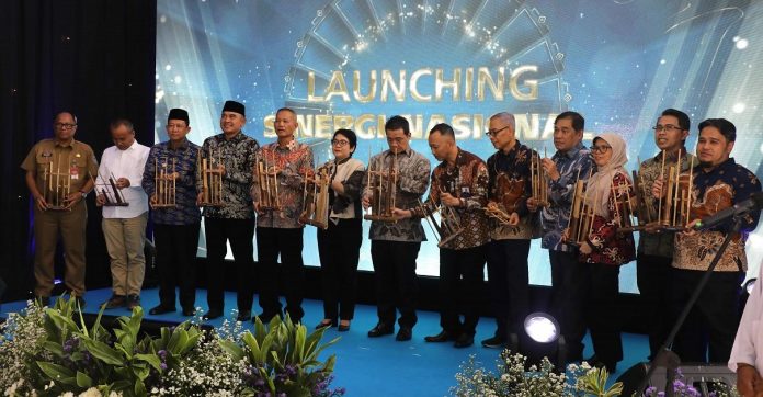 Wujudkan-Desa-Mandiri,-KPK-Gandeng-LKPP-dan-Kemendes-Dorong-Reformasi-Tata-Kelola-Pengadaan-image_large