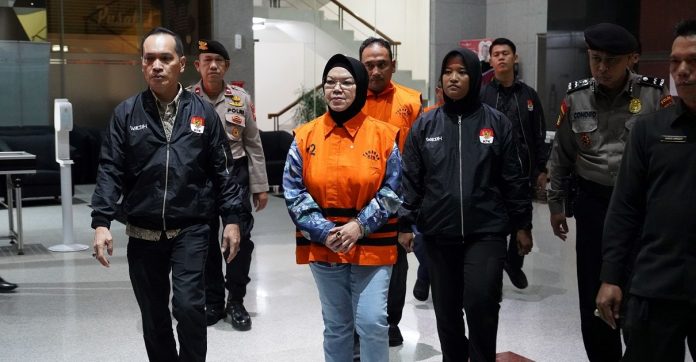 KPK-Tangkap-Tangan-Tersangka-Dugaan-Pemerasan-di-Pemkab-Sukoharjo-image_large