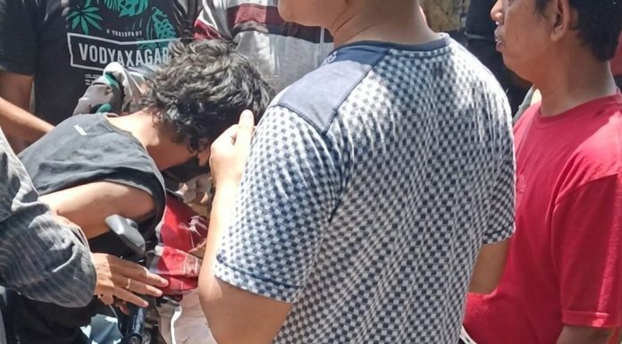 Warga Taman Indah Kepandean Indramayu Amankan Pelaku Curanmor Serahkan Ke Polisi