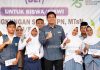 Bupati Indramayu Serahkan Bantuan Dana ZIS Rp 884 Juta untuk 1.768 Siswa